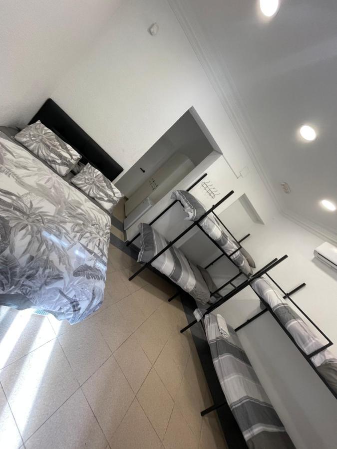 מדריד Parsa Booking מראה חיצוני תמונה