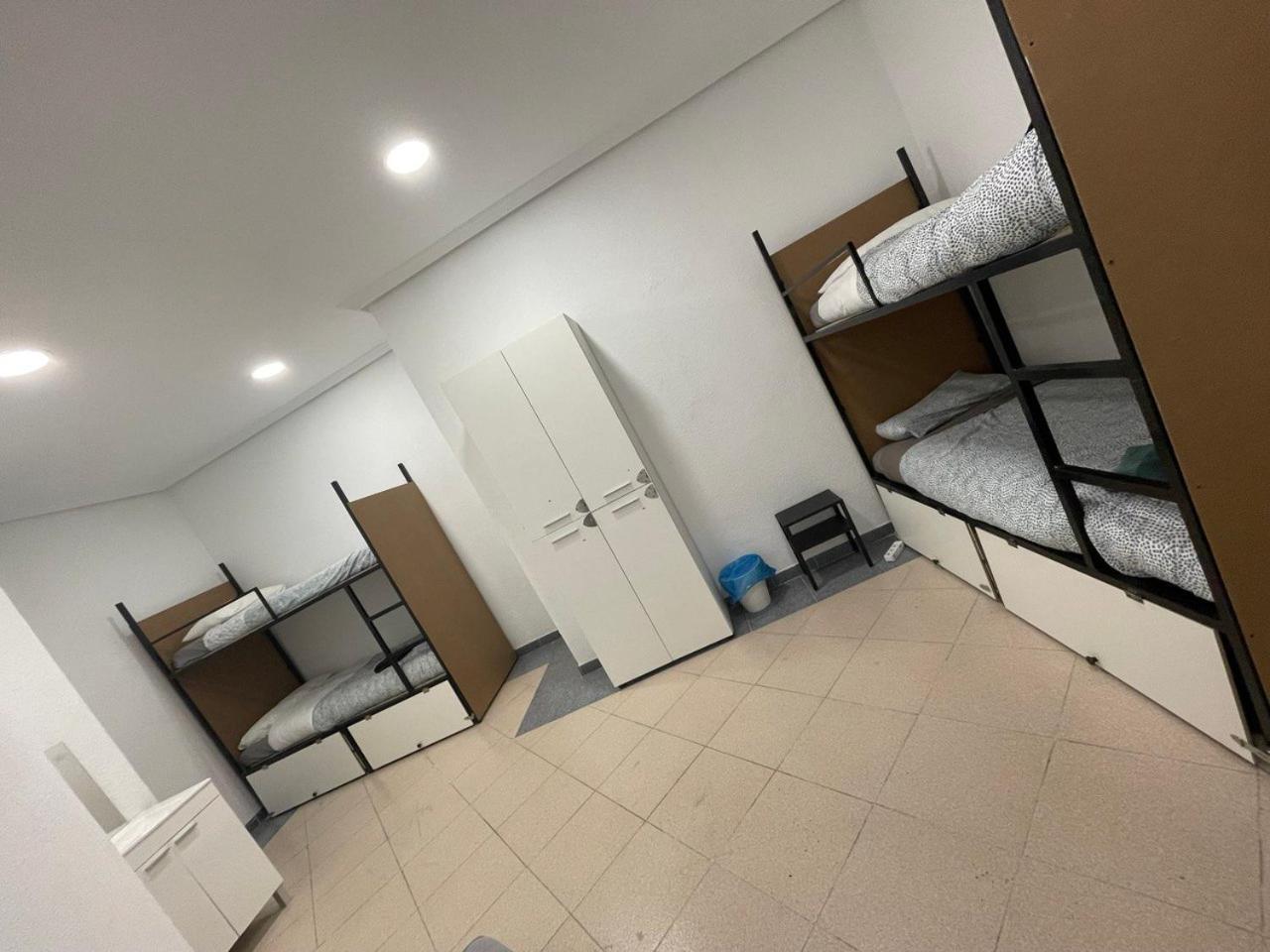 מדריד Parsa Booking מראה חיצוני תמונה